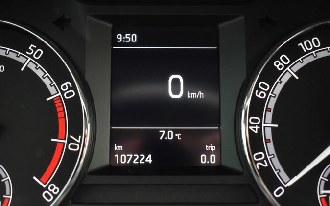 Skoda Octavia cena 55900 przebieg: 107197, rok produkcji 2019 z Poznań małe 704